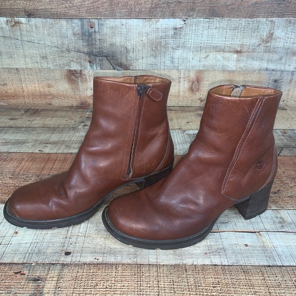 Timberland Alyse Brown Leather Chunk Heel Square Toe Boot - Picture 2 of 8